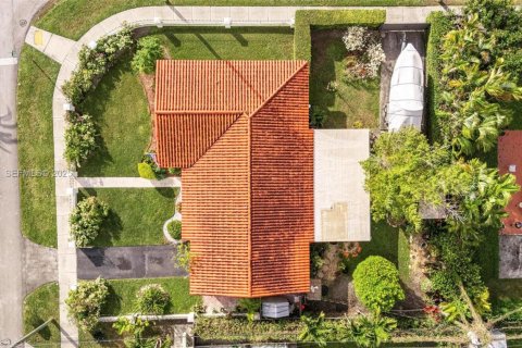 Casa en venta en Miami, Florida, 3 dormitorios, 151.52 m2 № 1993451 - foto 3