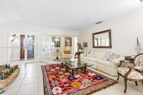 Casa en venta en Miami, Florida, 3 dormitorios, 151.52 m2 № 1993451 - foto 8