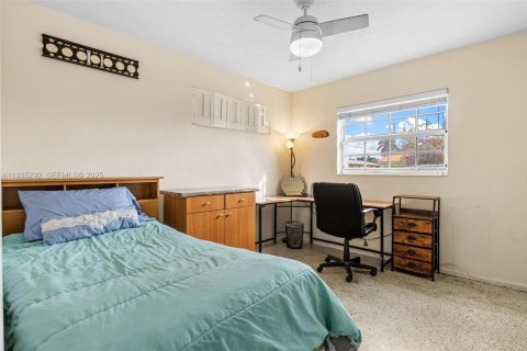 Casa en venta en Miami, Florida, 3 dormitorios, 151.52 m2 № 1993451 - foto 22