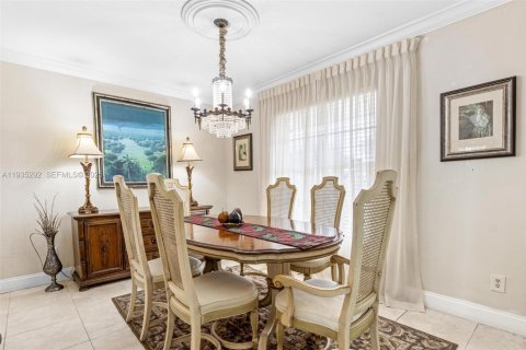 Casa en venta en Miami, Florida, 3 dormitorios, 151.52 m2 № 1993451 - foto 13