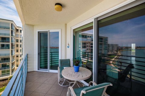 Condo in South Pasadena, Florida, 2 bedrooms  № 1769673 - photo 19