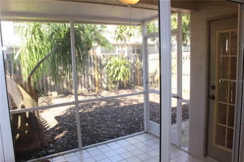 Villa ou maison à vendre à Clearwater, Floride: 2 chambres, 116.41 m2 № 1580671 - photo 21