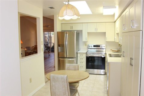 Villa ou maison à vendre à Clearwater, Floride: 2 chambres, 116.41 m2 № 1580671 - photo 6