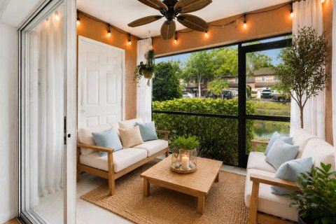 Condo in Tampa, Florida, 2 bedrooms № 2225539 - photo 11