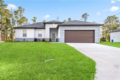 Дом в Лихай-Эйкерс, Флорида 3 спальни № 1986958