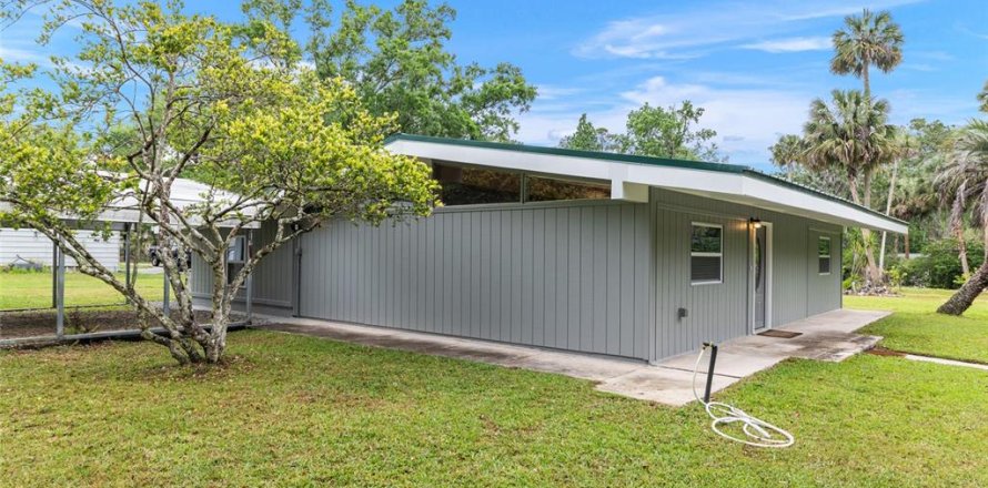 House in Silver Springs Shores, Florida 3 bedrooms, 152.17 sq.m. № 1649860