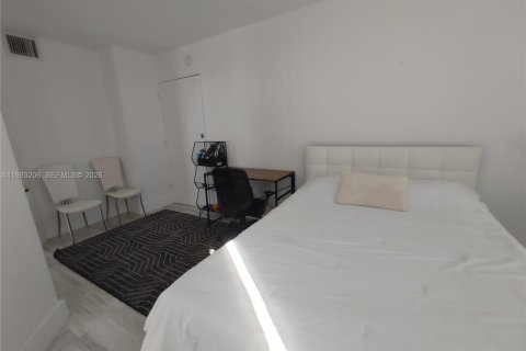 Copropriété à vendre à Miami Beach, Floride: 3 chambres, 135.17 m2 № 2057174 - photo 27