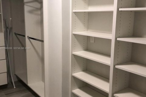 Copropriété à vendre à Miami Beach, Floride: 3 chambres, 135.17 m2 № 2057174 - photo 19