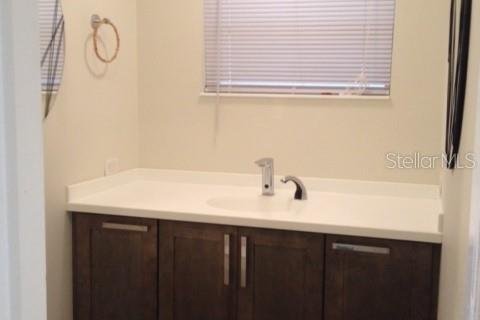 House in Brandon, Florida 2 bedrooms, 232.16 sq.m. № 1733882 - photo 22