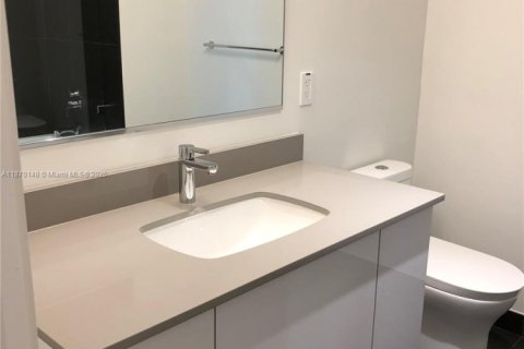 Купить кондоминиум в Майами, Флорида 1 спальня, 79.62м2, № 1925745 - фото 14