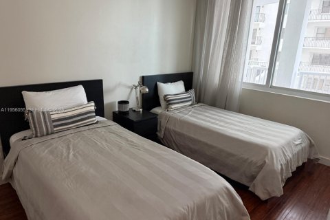 Condominio en venta en Miami Beach, Florida, 2 dormitorios, 104.05 m2 № 2009963 - foto 11