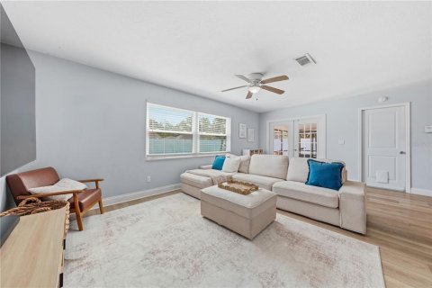 Villa ou maison à vendre à Port Orange, Floride: 3 chambres, 133.97 m2 № 2308824 - photo 8