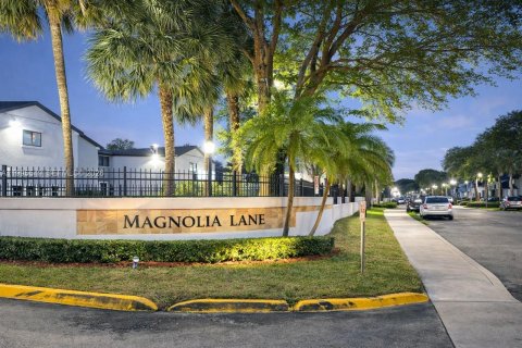 Кондоминиум с 2 спальнями в Майами, Флорида № 2067780