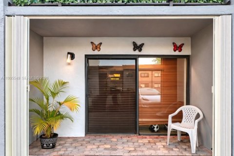 Купить кондоминиум в Майами, Флорида 2 спальни, № 2067780 - фото 26