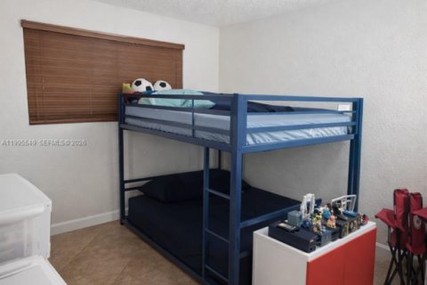 Купить кондоминиум в Майами, Флорида 2 спальни, № 2067780 - фото 19