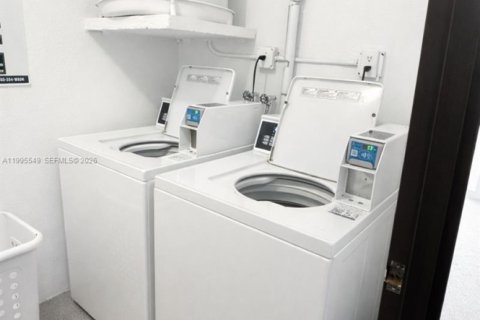 Купить кондоминиум в Майами, Флорида 2 спальни, № 2067780 - фото 27