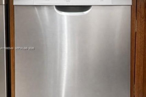 Купить кондоминиум в Майами, Флорида 2 спальни, № 2067780 - фото 15