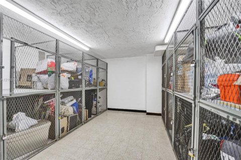 Copropriété à vendre à Hallandale Beach, Floride: 2 chambres, 118.91 m2 № 2400720 - photo 28