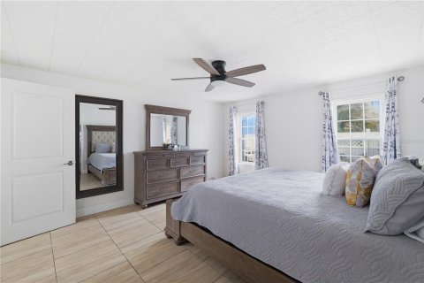 Casa en venta en Tampa, Florida, 3 dormitorios, 125.23 m2 № 2208303 - foto 11