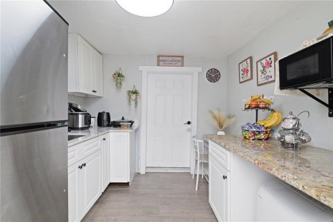Casa en venta en Tampa, Florida, 3 dormitorios, 125.23 m2 № 2208303 - foto 23