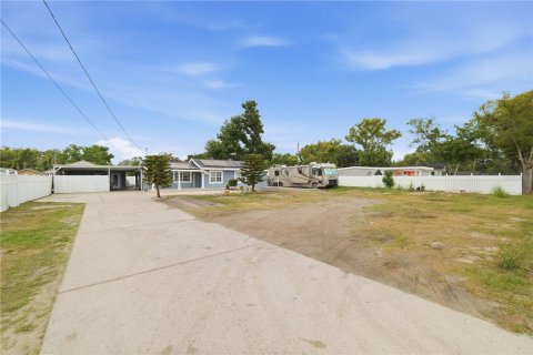 Casa en venta en Tampa, Florida, 3 dormitorios, 125.23 m2 № 2208303 - foto 5