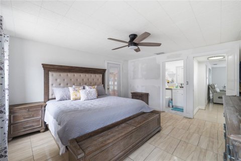 Casa en venta en Tampa, Florida, 3 dormitorios, 125.23 m2 № 2208303 - foto 12