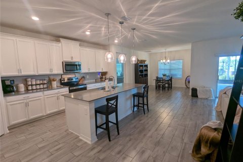 House in Mount Dora, Florida 4 bedrooms, 252.6 sq.m. № 1879759 - photo 9