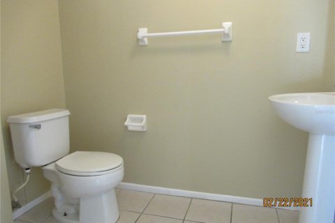 Adosado en alquiler en Brandon, Florida, 2 dormitorios, 107.67 m2 № 1640423 - foto 11