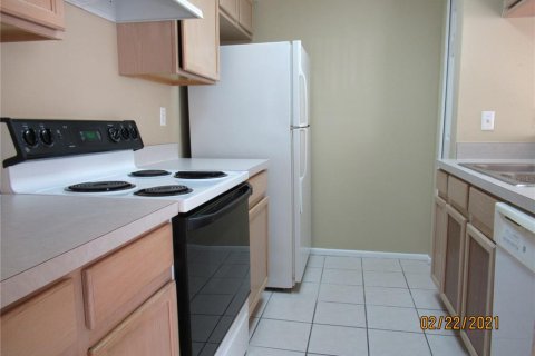 Adosado en alquiler en Brandon, Florida, 2 dormitorios, 107.67 m2 № 1640423 - foto 7