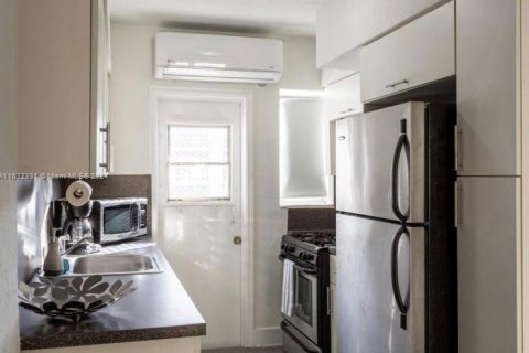 Condominio en venta en Miami Beach, Florida, 38 m2 № 1694282 - foto 3