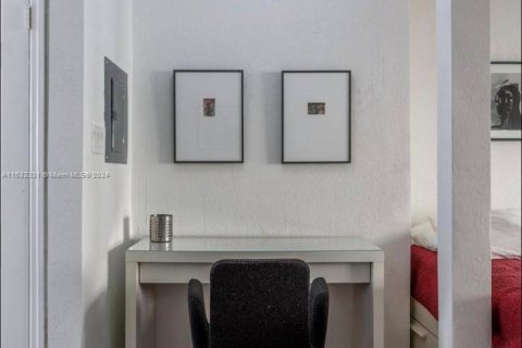 Condominio en venta en Miami Beach, Florida, 38 m2 № 1694282 - foto 9