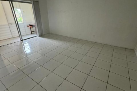 Copropriété à vendre à Aventura, Floride: 1 chambre, 74.32 m2 № 1956768 - photo 4