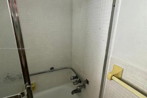 Copropriété à vendre à Aventura, Floride: 1 chambre, 74.32 m2 № 1956768 - photo 5