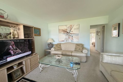 Copropriété à louer à West Palm Beach, Floride: 2 chambres, 76.09 m2 № 1984735 - photo 2