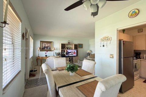 Copropriété à louer à West Palm Beach, Floride: 2 chambres, 76.09 m2 № 1984735 - photo 14