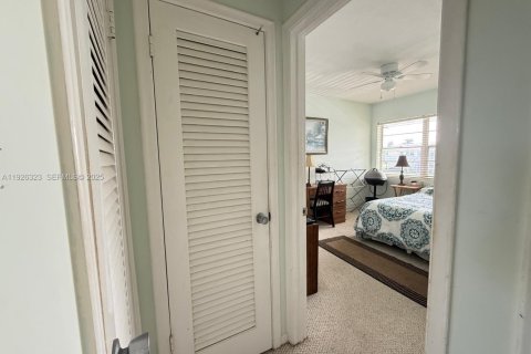 Copropriété à louer à West Palm Beach, Floride: 2 chambres, 76.09 m2 № 1984735 - photo 11