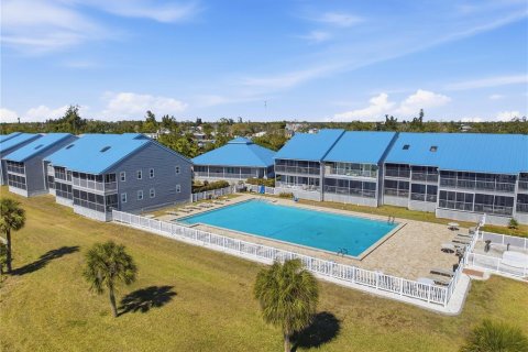 Copropriété à vendre à Port Charlotte, Floride: 2 chambres, 104.05 m2 № 2148134 - photo 4