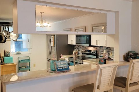 Copropriété à vendre à Port Charlotte, Floride: 2 chambres, 104.05 m2 № 2148134 - photo 12