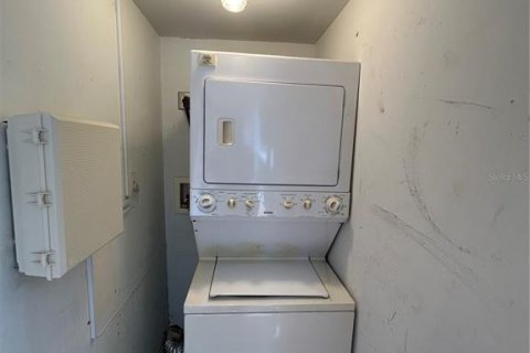 Condominio en alquiler en Land O' Lakes, Florida, 2 dormitorios, 74.32 m2 № 2150031 - foto 13