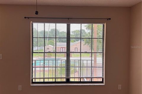 Condominio en alquiler en Land O' Lakes, Florida, 2 dormitorios, 74.32 m2 № 2150031 - foto 12