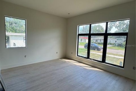 Купить виллу или дом в Тампа, Флорида 13 комнат, 287.81м2, № 1902149 - фото 9