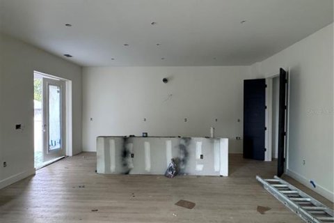 Купить виллу или дом в Тампа, Флорида 13 комнат, 287.81м2, № 1902149 - фото 5