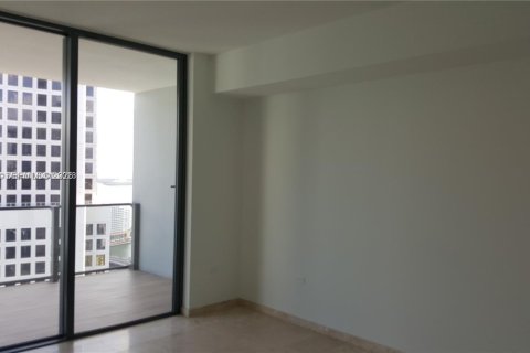 Condominio en venta en Miami, Florida, 1 dormitorio, 81.66 m2 № 2030162 - foto 9