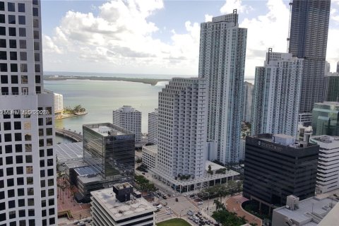 Condominio en venta en Miami, Florida, 1 dormitorio, 81.66 m2 № 2030162 - foto 3