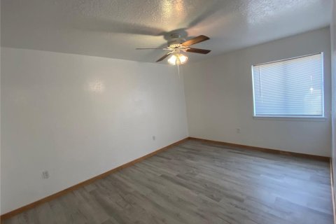 Condominio en alquiler en Sarasota, Florida, 2 dormitorios, 97.45 m2 № 1765469 - foto 8