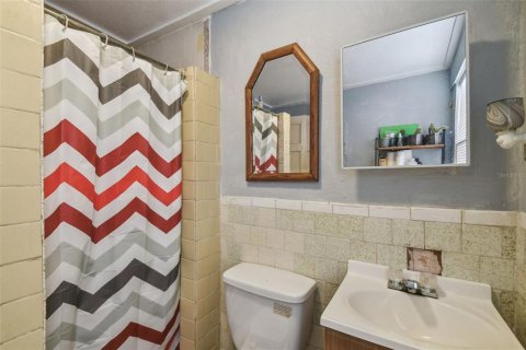 Commercial property in Tampa, Florida 8 bedrooms, 491.27 sq.m. № 1839002 - photo 16