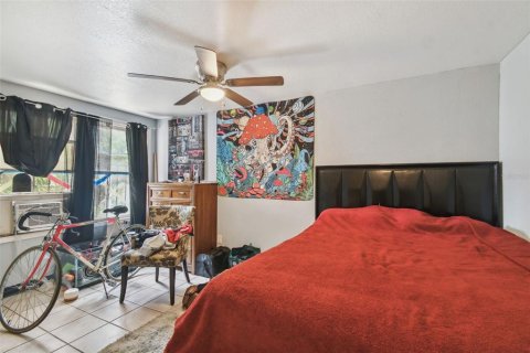 Commercial property in Tampa, Florida 8 bedrooms, 491.27 sq.m. № 1839002 - photo 14