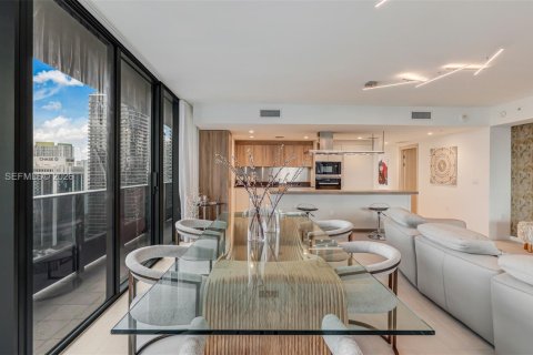 Condominio en venta en Miami, Florida, 3 dormitorios, 177.35 m2 № 2181990 - foto 24