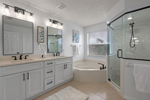 Casa en venta en Orlando, Florida, 5 dormitorios, 214.33 m2 № 1899607 - foto 10