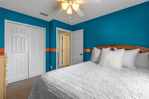 Casa en venta en Orlando, Florida, 5 dormitorios, 214.33 m2 № 1899607 - foto 12
